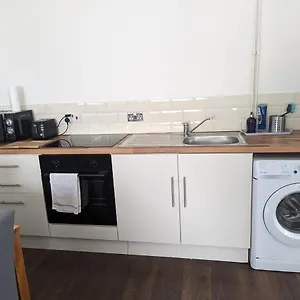  Apartment Cosy 1 Bed Space
